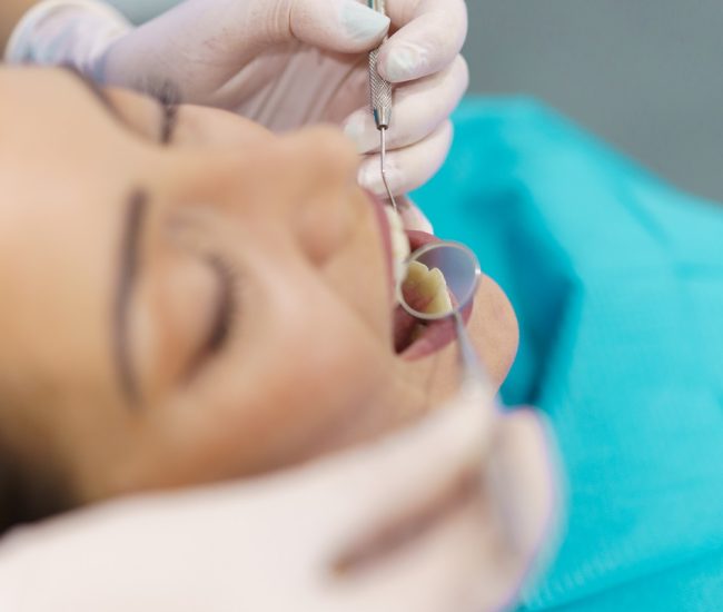 Valoración de falta de hueso antes de colocar implantes dentales en Mollet del Vallès